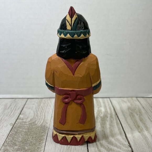 Vintage Folk Art Wood Indigenous Native American Woman Figurine Carved Painted - Picture 3 of 6